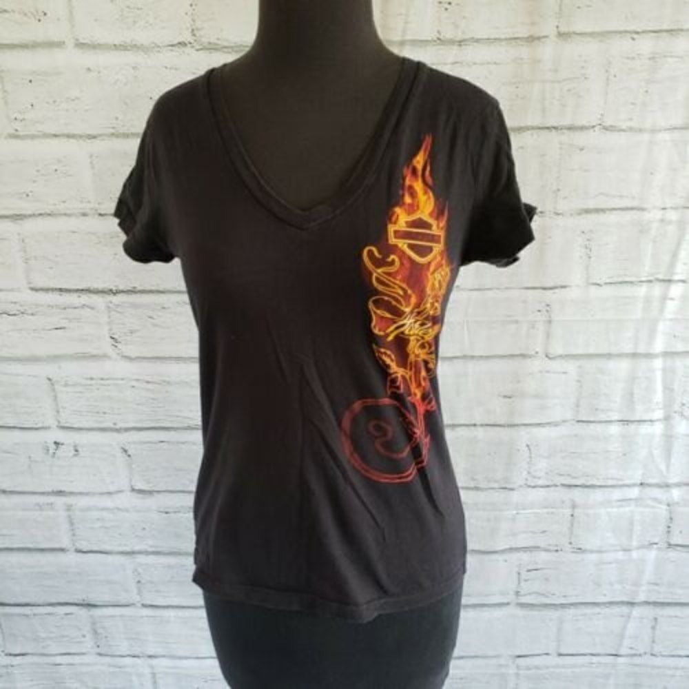 Harley Davidson womens Medium Flame Rose T Shirt Vacaville Black